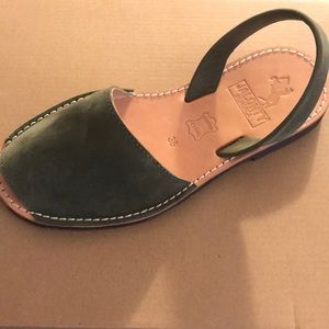 Classic Abarcas
Leather,Olive- from Spain